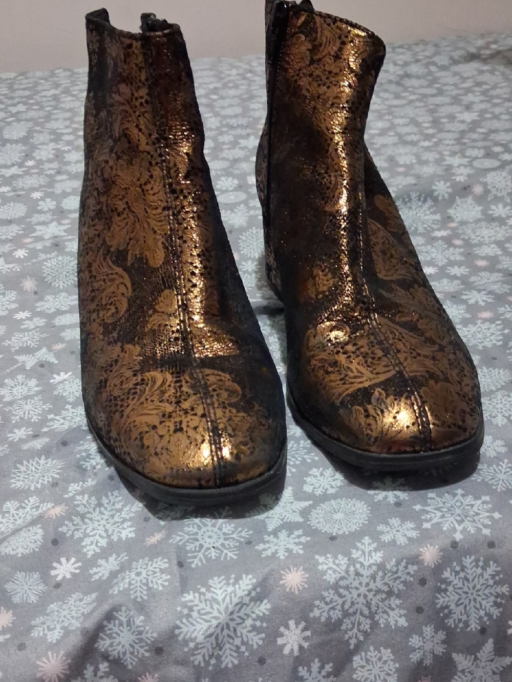 Vagabond Metallic Bronze Floral-Pattern Ankle Boots